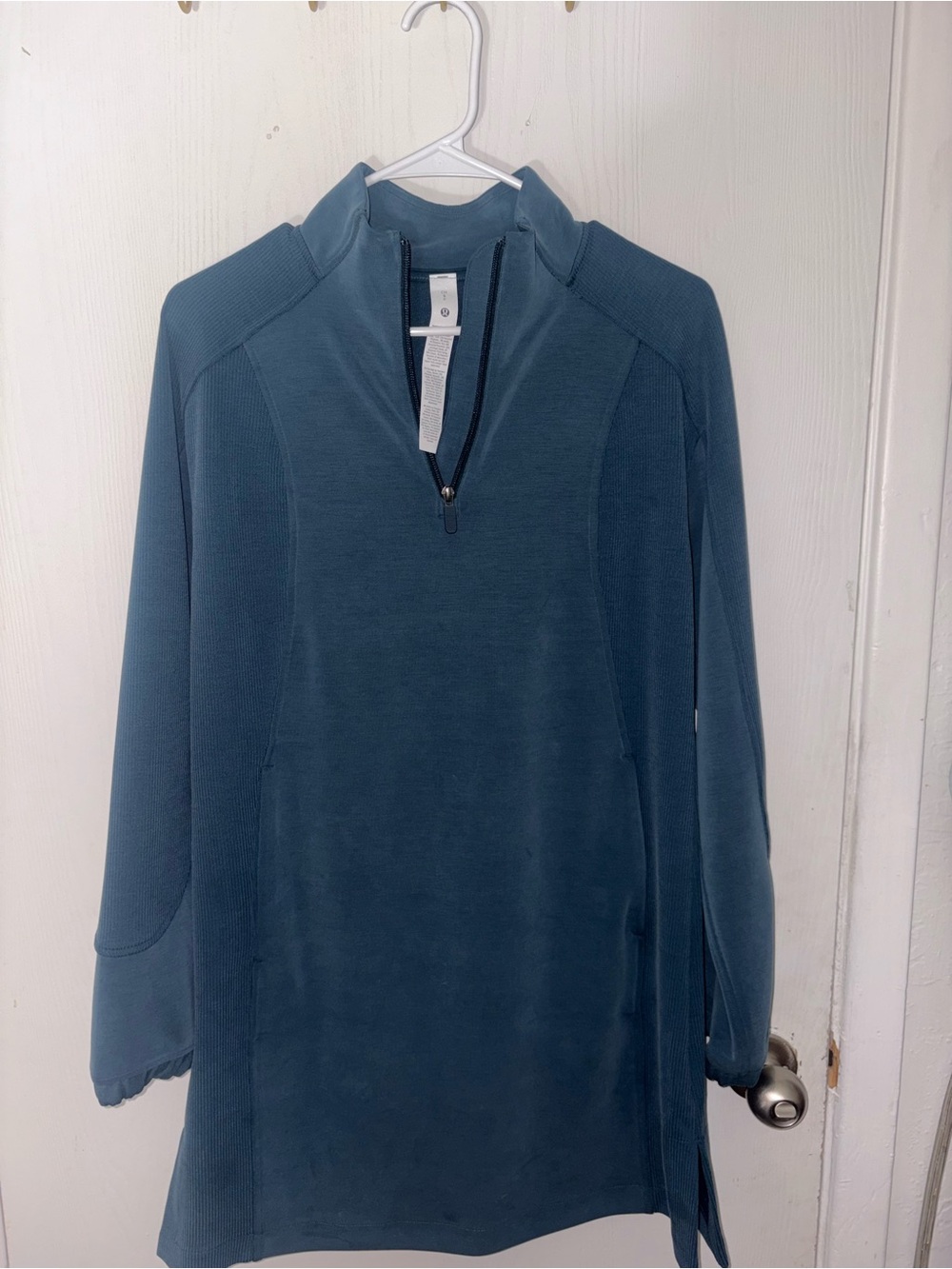 WOMWN Lululemon zip up long sleeve dress